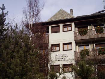 03-P1010484